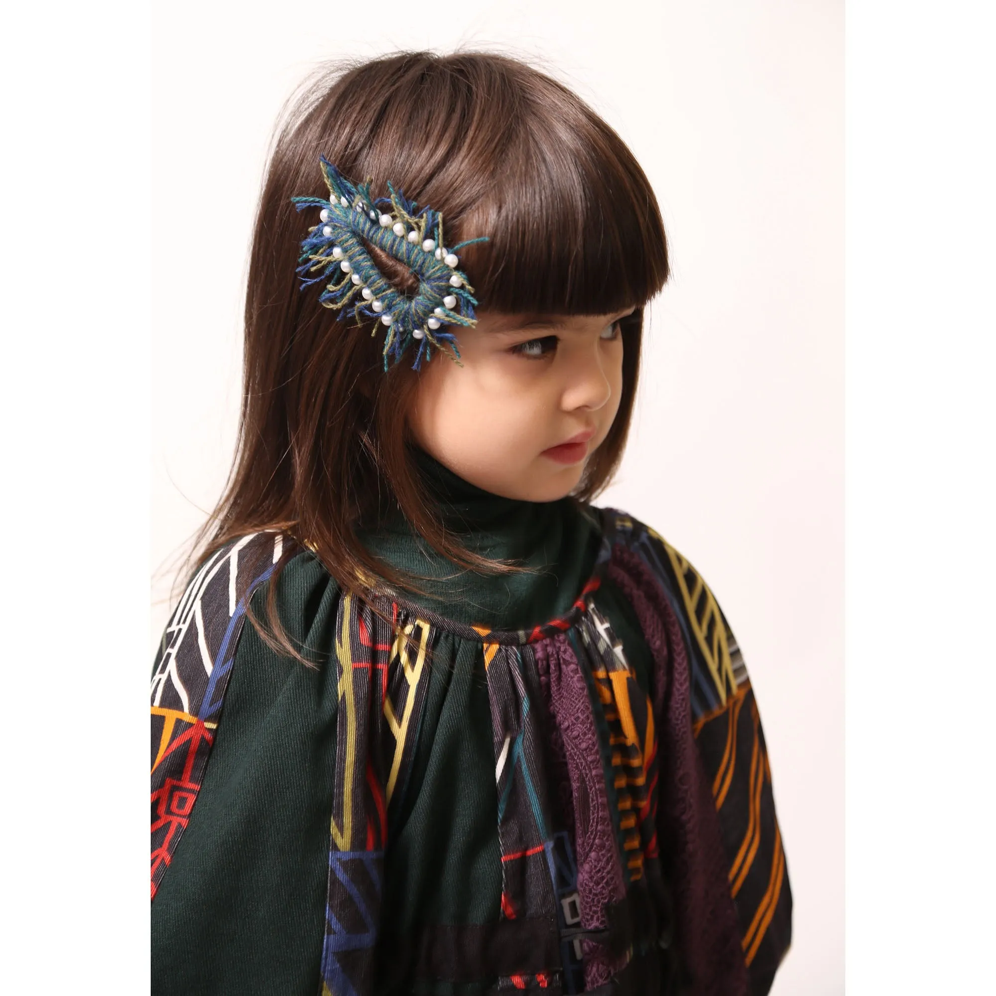 AELA FRINGE OVERSIZED CLIP