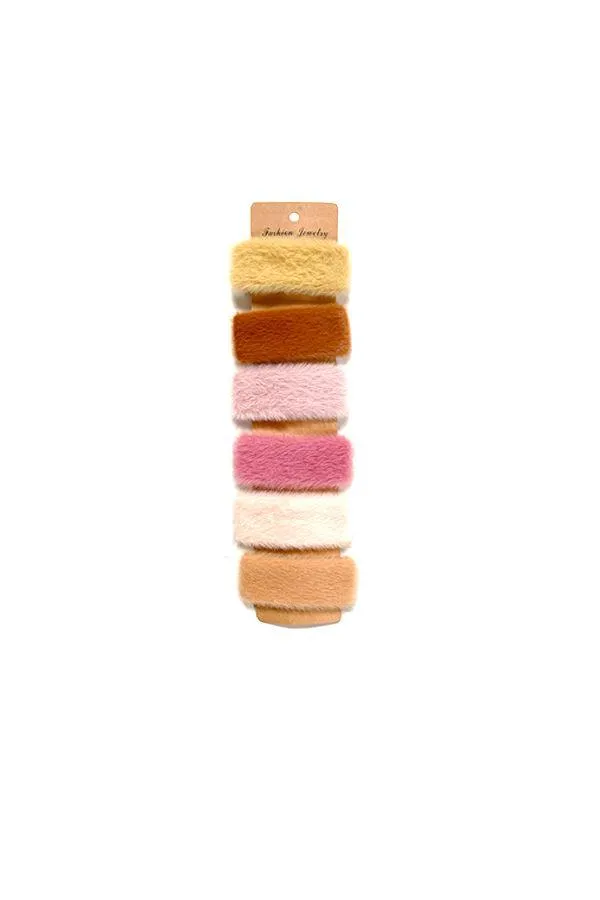Oversized Fuzzy Rectangle Snap Clip