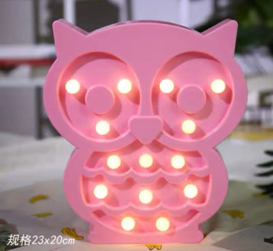 Warm White LED Standing Giraffe 🦒